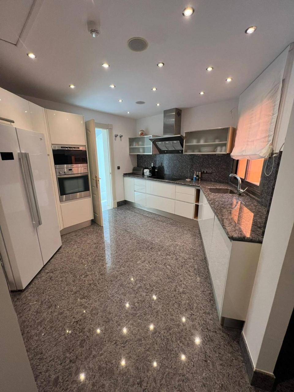 3 Bedroom On The Waterfront Puerto Banus * Marbella
